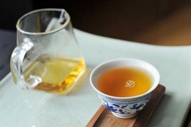 应该如何从普洱茶内质来辨别茶的质量