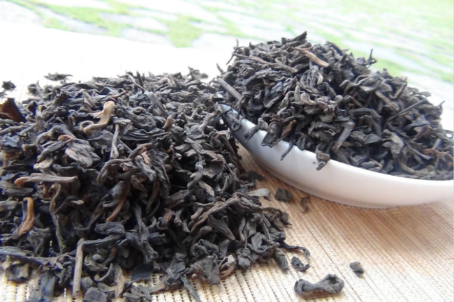 茶叶长“茶虫”冬季存放普洱茶四要诀