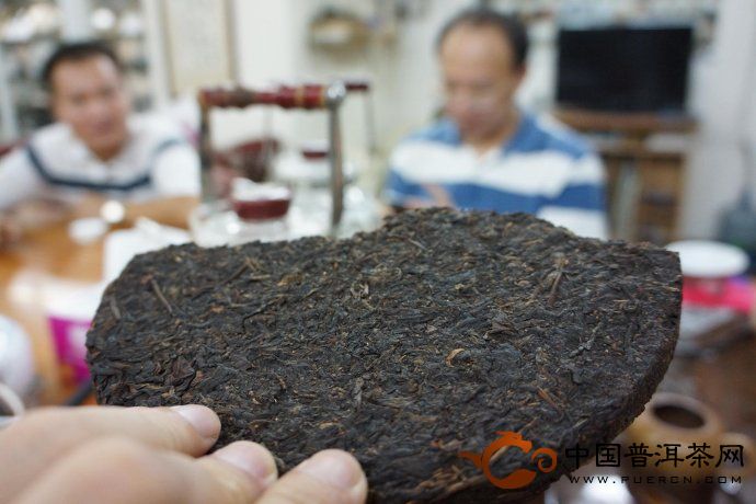 茶商故事：香港蚂蚁搬家普洱茶