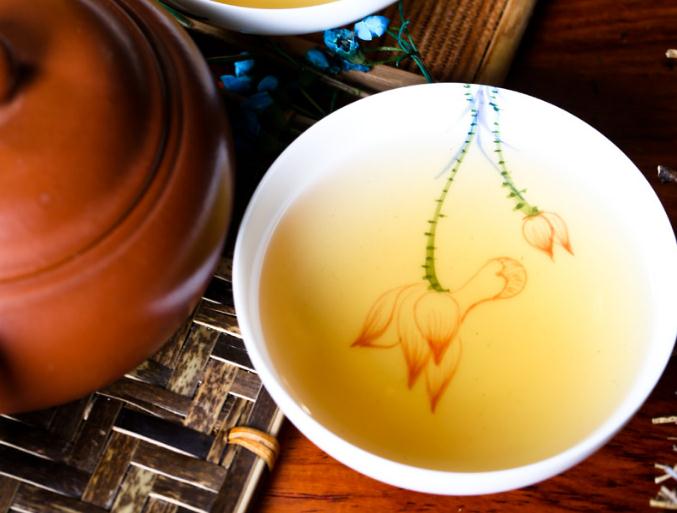 普洱茶文化：在云南聆听普洱茶魂的呼吸