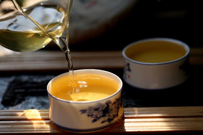 谈茶论水：普洱茶与水密不可分的关系