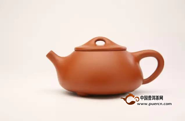 以水为媒，普洱茶是怎么恋上紫砂壶的？