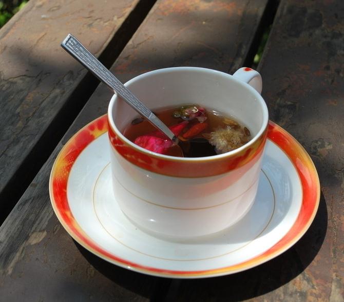 享受“在洱海旁边，喝着普洱茶”的生活