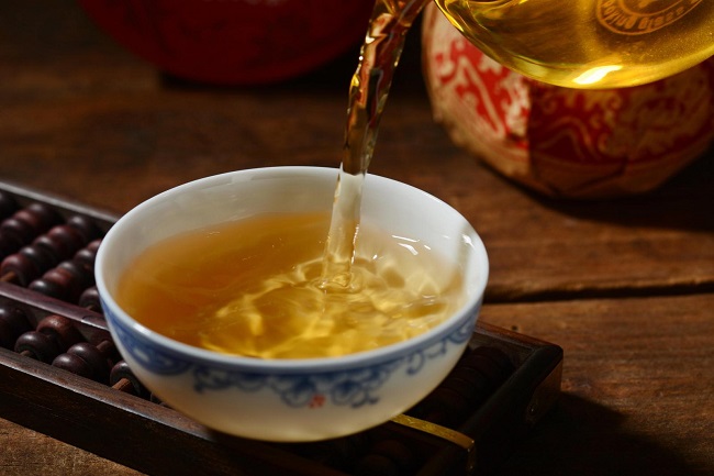 你一定要知道应该怎样正确喝普洱茶呢