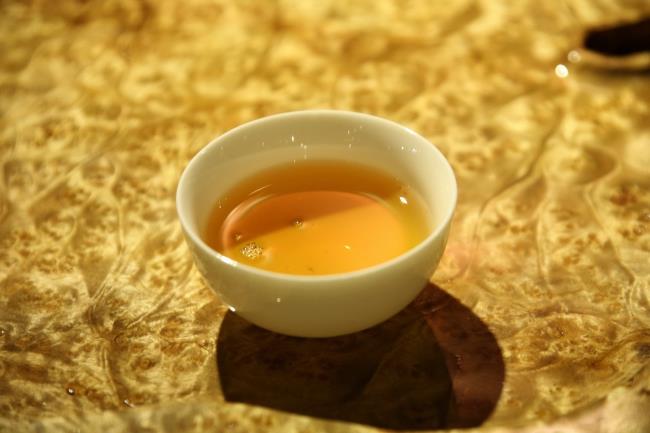 喝普洱茶好处之喝普洱茶让你远离亚健康