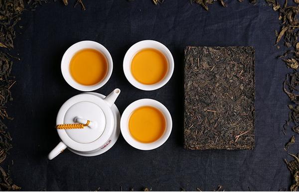 茯茶和普洱有什么不同茯茶适合冬天喝吗冬天喝茯茶的好处