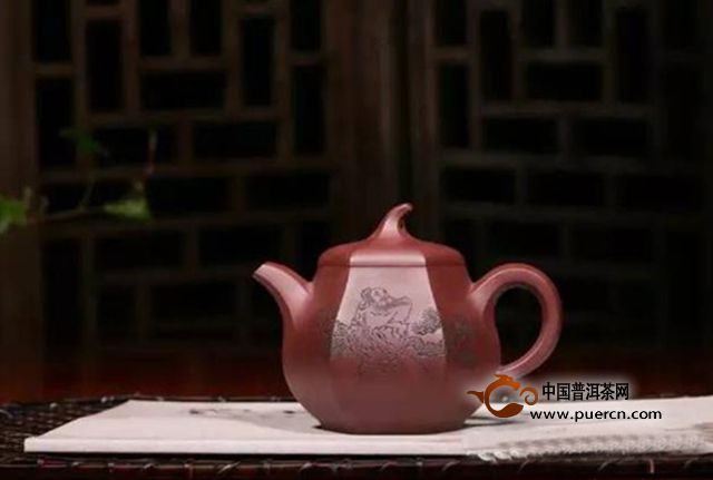 用紫砂壶泡普洱茶该如何选择？