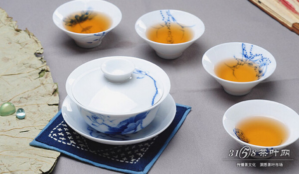 普洱茶的泡法之盖碗泡茶盖碗泡茶的方法有哪些优点