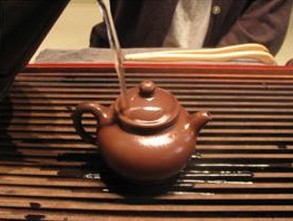 观摩普洱茶的冲泡方法之盖碗冲泡法
