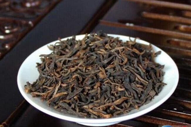从普洱茶的形的分析可看出普洱茶的质