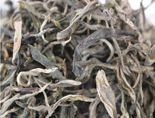 如何鉴别普洱茶是否是新茶？新茶有哪些特点！！