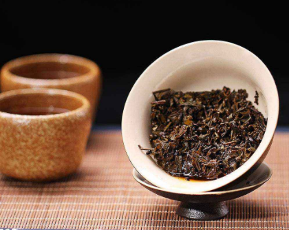 普洱茶和黑茶哪个有减肥效果？偷偷的告诉你！
