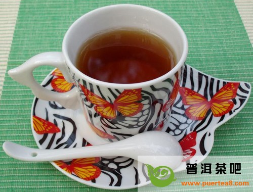 普洱茶的喝法：普洱茶与牛奶混搭