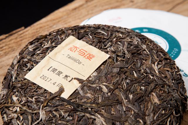 新普洱茶友选择生茶还是熟茶，由这四个因素决定