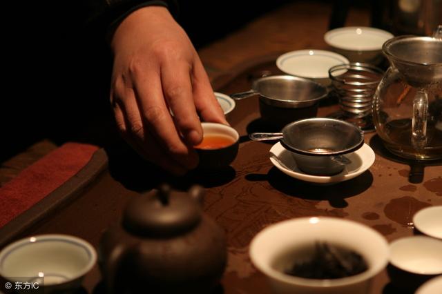 普洱茶陈香与普洱茶的霉味，别把它们给搞混了