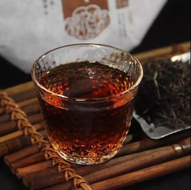 高照：云南普洱茶是黑茶