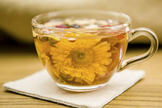 春天适宜饮花茶促进人体阳气生发