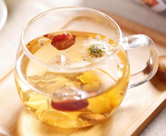 喝菊花茶有什么好处哪些不宜饮用菊花茶