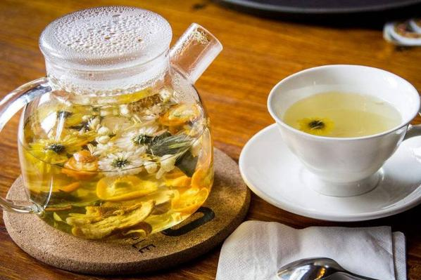 菊花茶分哪几种、菊花茶是什么味道？菊花可以天天喝吗？