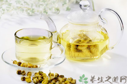 菊花茶用热水冲泡菊花茶饮用方法