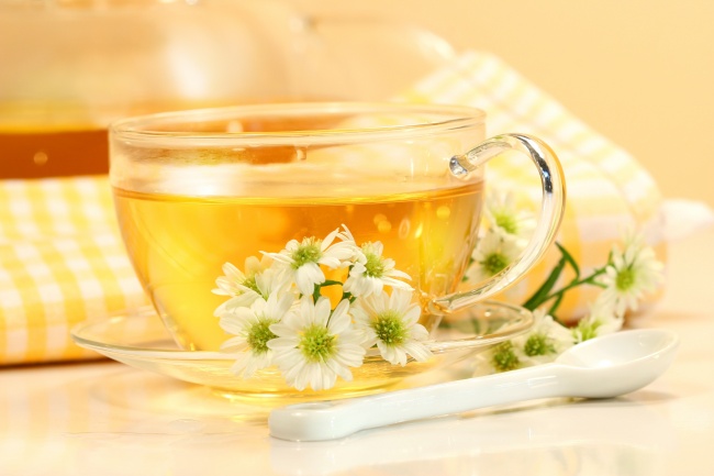 喝菊花茶的副作用喝菊花茶也有要注意的细节