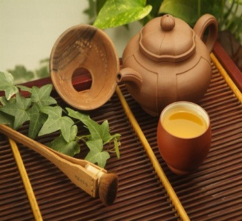 菊花茶的功效与作用有哪些呢？