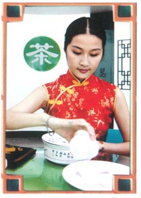 美女图解示范黄茶的盖碗泡法全过程