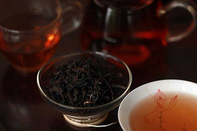 有关于黑茶在生活中的各种功效的介绍