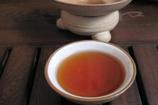 黑茶具有修复受损肌肤的功能你知道吗