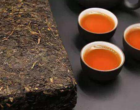 黑茶哪些人不能喝？黑茶一天喝多少合适？