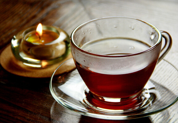 陈年老黑茶与新茶的分别？从汤色、气味、口感品鉴陈年老黑茶