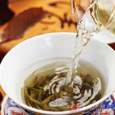 白茶的美容方法是什么