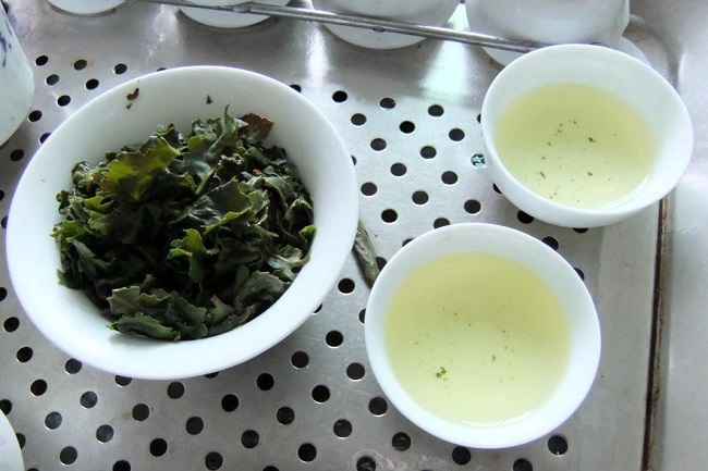 喝茶更健康：喝青茶和黑茶可缓解干燥