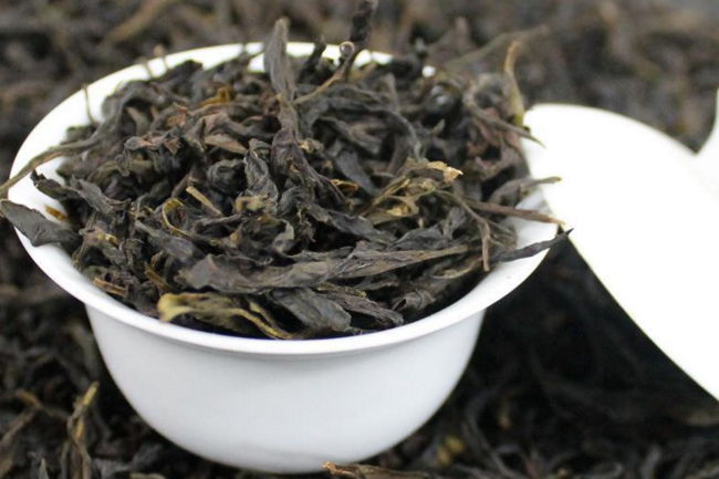 选购乌龙茶都有什么技巧，通过色香味形一辨真假
