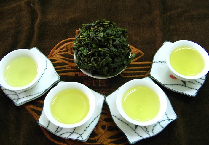 乌龙茶“荈史珍品”“天下奇茗”