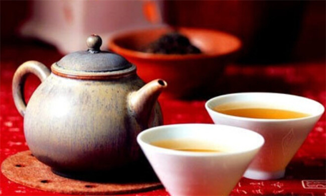 秋天注重喝茶养生为什么首选喝乌龙茶