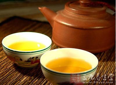 乌龙茶的功效与作用常喝乌龙茶减肥又防癌