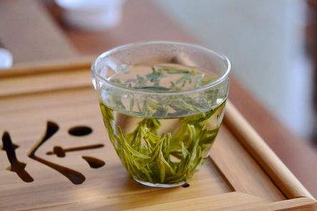 经常饮用绿茶能够预防胃溃疡