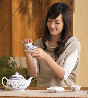 品茶之道教你如何品饮绿茶？