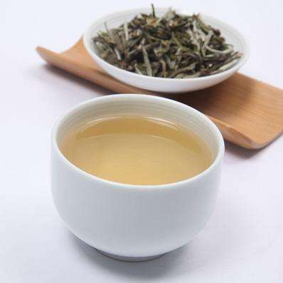 白茶是绿茶吗