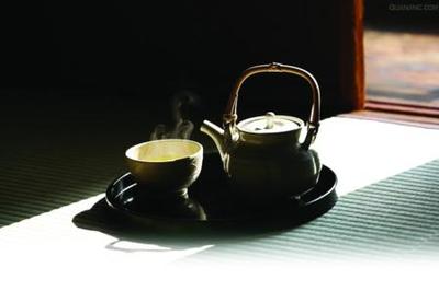 中科院专家：常饮绿茶可防止帕金森病