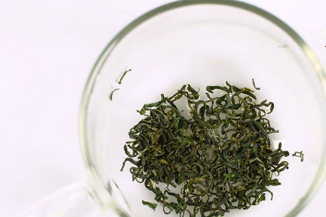 绿茶好处：秋冬季心脏病患者应多喝绿茶