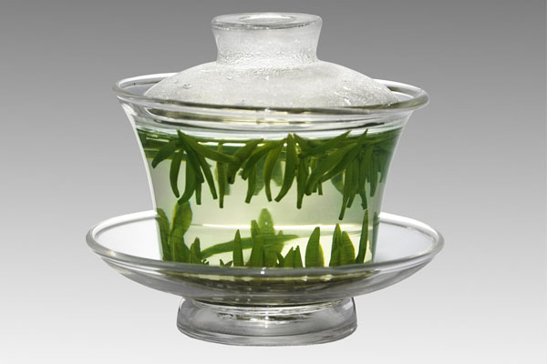 绿茶泡茶技术三要素好茶需好水好茶具