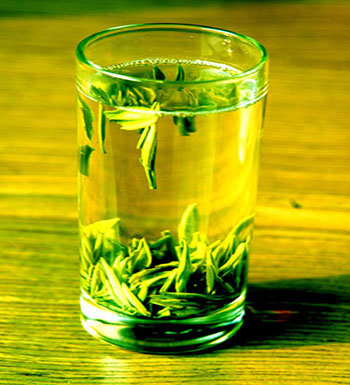 绿茶有什么功效喝绿茶有哪些好处