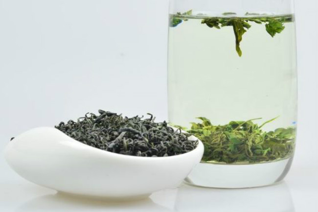 小布岩茶是不是属于绿茶吗