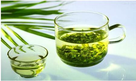 绿茶有哪些品种种类,绿茶的功效与作用,喝绿茶的好处和坏处