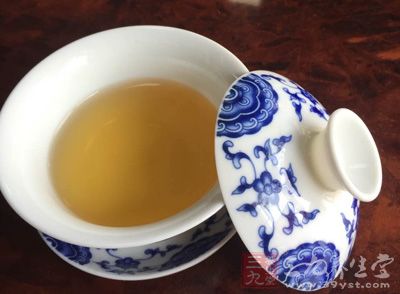 喝绿茶的功效与作用常喝绿茶竟能预防疾病