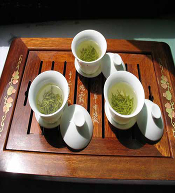 冬季喝绿茶的好处冬季喝茶注意事项