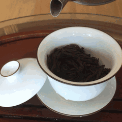 绿茶的泡法：玻璃杯、盖碗、茶壶三种冲泡方法详细解读