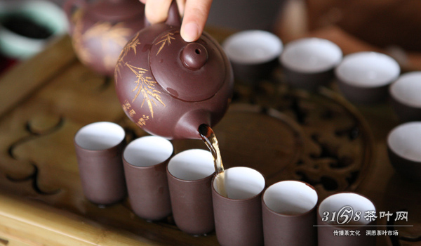 茶艺师是干什么的茶艺师的如何接待来访客人
